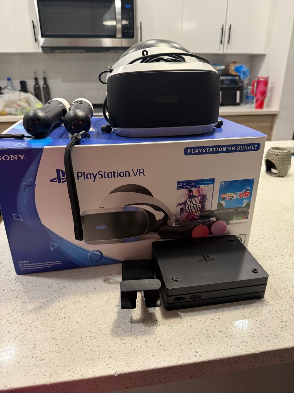 Sony PlayStation VR Headset with Motion Controllers - Black & White